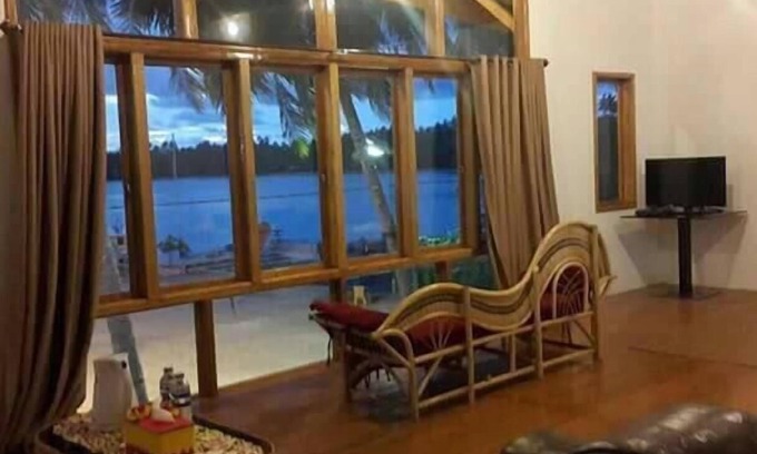 Nias Bed & Breakfast | Baloho Beach Hotel