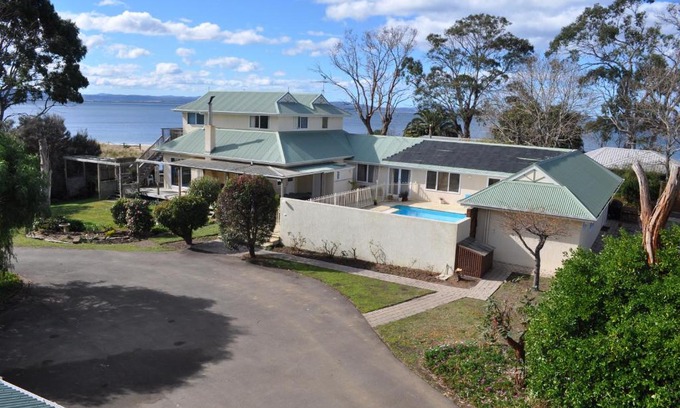 Lauderdale House | Bambra Reef Lodge