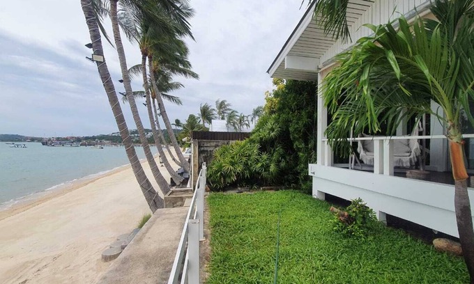 Bophut Villa | Ban Mok Talay Beachfront Villa