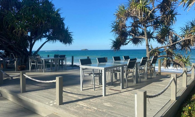 Sapphire Beach Apartment | Bangalow