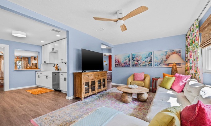 West Bradenton House | Banyan Key: Coastal Retreat near Beaches