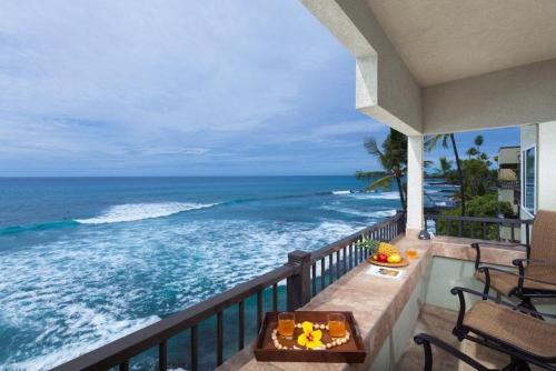 Kailua-Kona House | Banyan Tree 403C by Casago Kona - On the Pacific