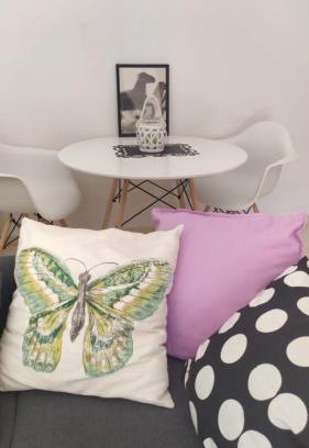 El Roc de Sant Gaieta Apartment | Bara Blanc Beach