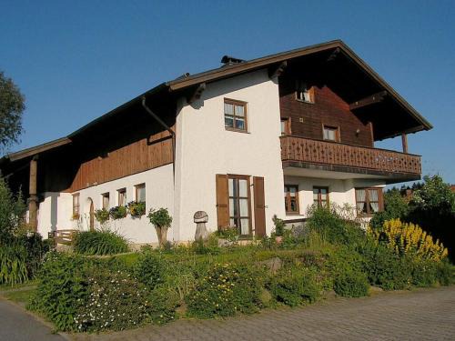 Ginselsried House | Barbara Hintermair Comfortable holiday residence