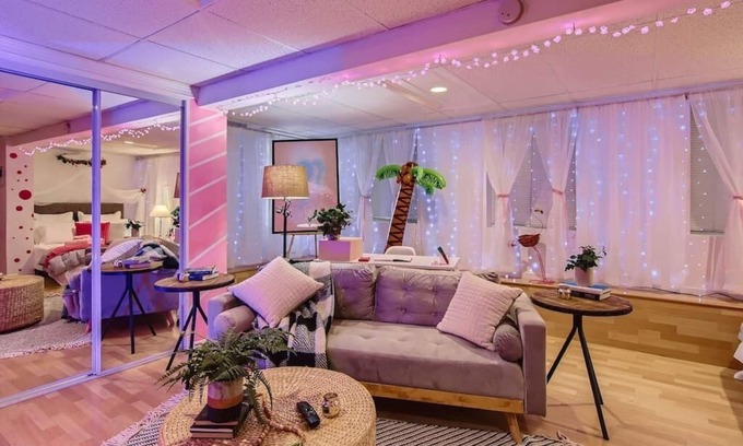Midtown Sacramento Apartment | Barbie's Dream Apt in the City