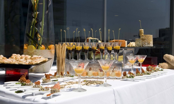 Penya-roja Hotel | Barcelo Valencia Hotel