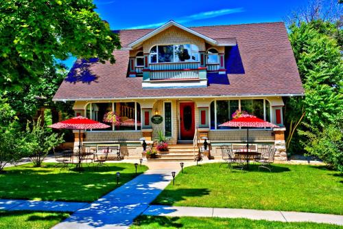 Cedar City Bed & Breakfast | Bard's Inn