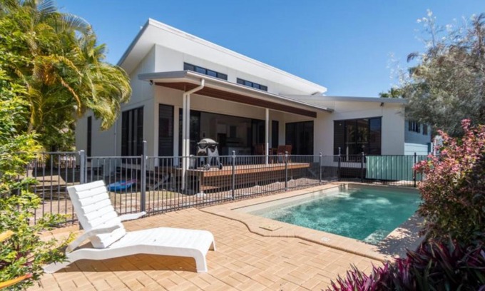 Horseshoe Bay House | Barefoot Beach House