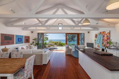 Blueys Beach House | Barefoot on Blueys