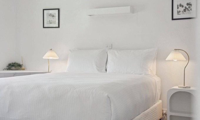 Sawtell Apartment | Barefoot On First - Affordable Family Apartment by the Beach