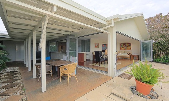 Bargara House | Bargara Beach Hideaway - 300 meters to beach