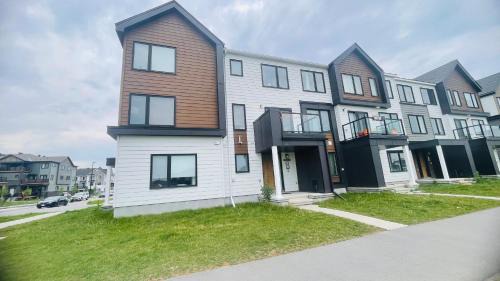 Ottawa Division House | Barhaven House