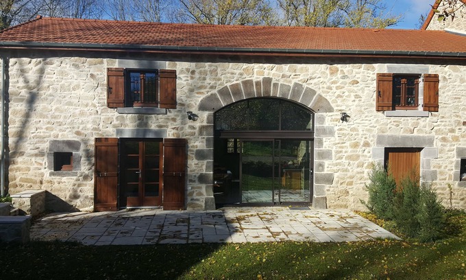 Loubeyrat House | Barn dating from 1851, beautifully restored in 2016. 4 stars. Near Châtel-Guyon