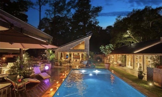 Mandeville House | BARNDOMINIUM ONE OF A KIND!