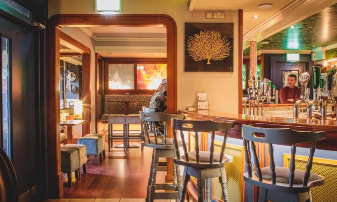 Dingle Hotel | Barr na Sraide Inn