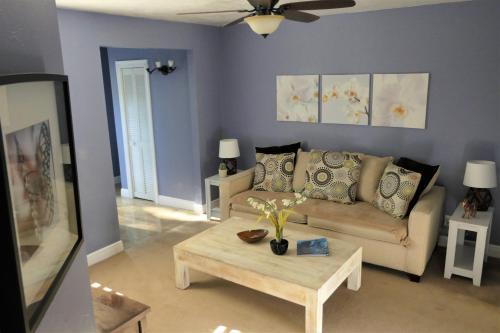 Altamont Manor Apartment | Barra Villa Resort House II
