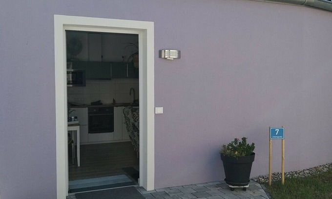 Kelheim Apartment | Barrierefreie Ferienwohnung mit Regenfalldusche
