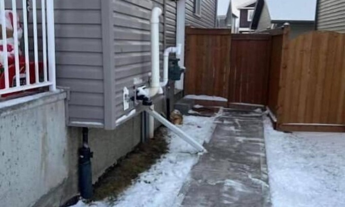 Southwest Edmonton House | Basement suite near Windermere Edmonton