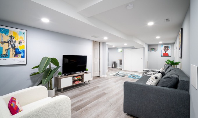 College Park House | Basquiat Basement UMD College Park