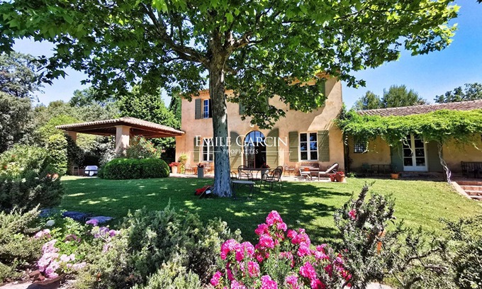 Aix-en-Provence House | Bastide for rent in Aix-en-Provence Puyricard