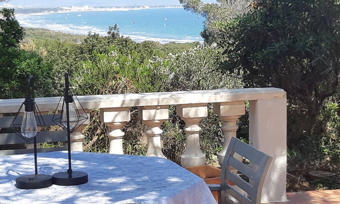 Giens Villa | Bastide Giens Superbe VUE MER Piscine