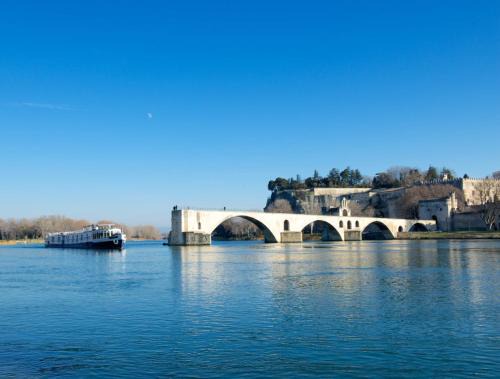 Avignon Hotel | Bateau Hotel à quai Le Chardonnay