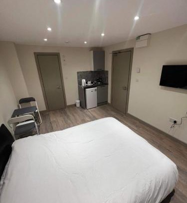 St. Mary's Park House | Battersea Inn