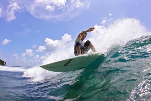 Thulusdhoo Island House | Batuta Maldives Surf View