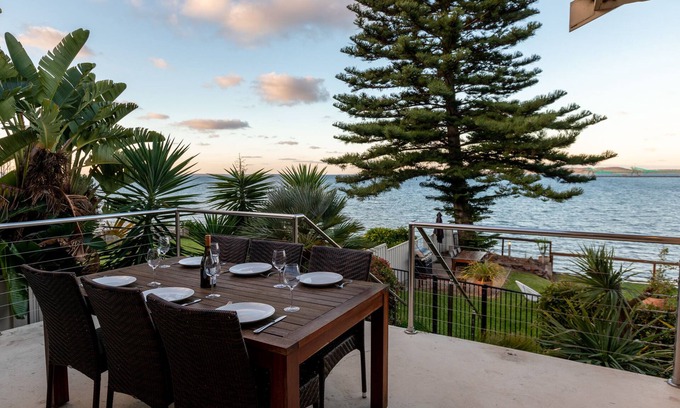 Port Lincoln Apartment | Bay 10 Accommodation
