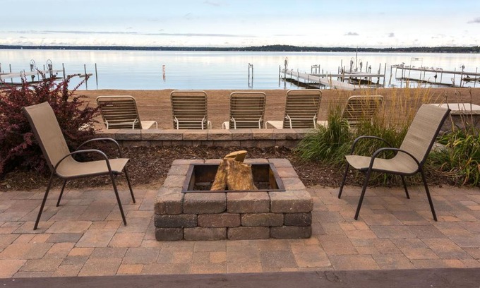 Nisswa Apartment | Bay Colony Unit 763- Lower