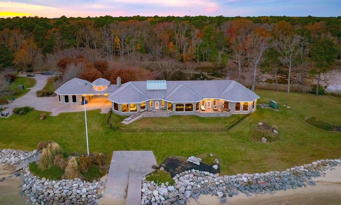 Dameron House | Bay Estate | Luxe Waterfront Home w/Private Pier, Main+Guest House, Bay Views