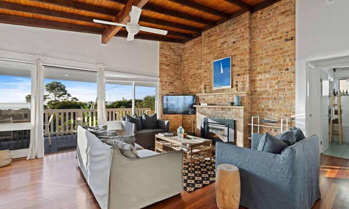 Vincentia House | 'Bay Keepers Jervis Bay' - Peaceful Ocean Views