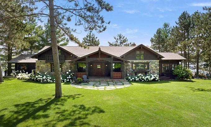 Bay Lake Cabin | Bay Lake Log Cabin - 150 ft Lakefront, Sleeps 15, Boat Available, Patio/Firepit