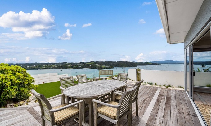 Opua House | Bay of Islands 3 Bedroom Ocean View House