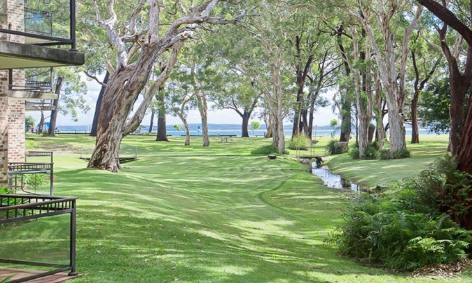 Nelson Bay Apartment | Bay Parklands, 23/2 Gowrie Avenue - Little Beach, air con, Pool & tennis court