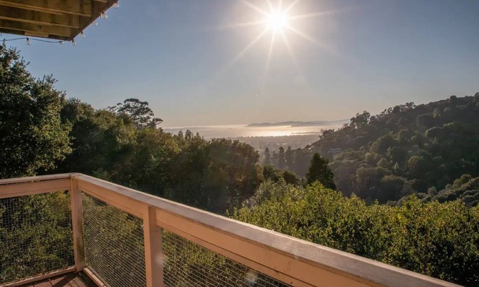 Claremont Hills House | Bay View Sanctuary - Minutes from UC Berkeley