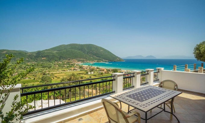 Pondi Apartment | Bay View Suites