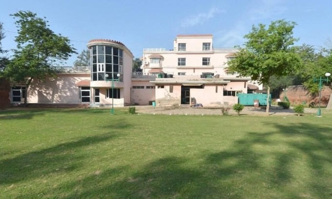 Bhiwani Hotel | Baya Tourist Resort
