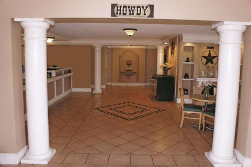Abilene Hotel | Baymont by Wyndham Abilene