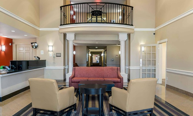 Auburn Hills Hotel | Baymont by Wyndham Auburn Hills South