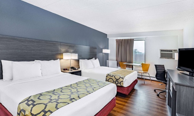 Gillette Hotel | Baymont by Wyndham Gillette