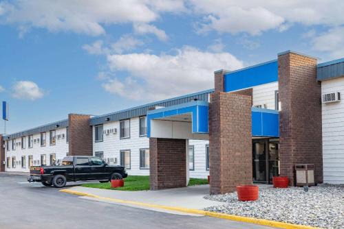 Gillette Hotel | Baymont by Wyndham Gillette