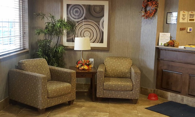 Minot Hotel | Baymont by Wyndham Minot