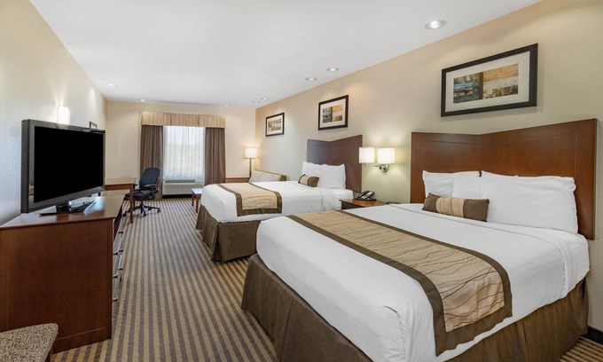 Victoria Hotel | Baymont by Wyndham Victoria