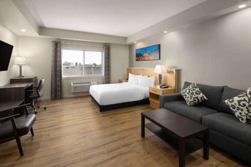 West Edmonton Hotel | Baymont by Wyndham West Edmonton