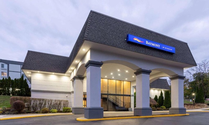 Elmsford Hotel | Baymont by Wyndham White Plains - Elmsford