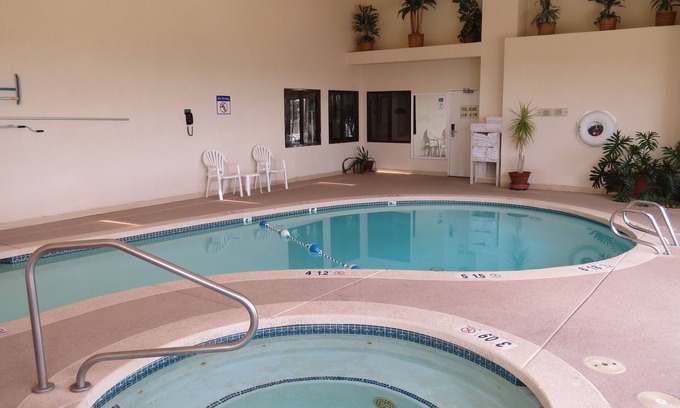 Holbrook Hotel | Baymont Inn & Suites by Wyndham
