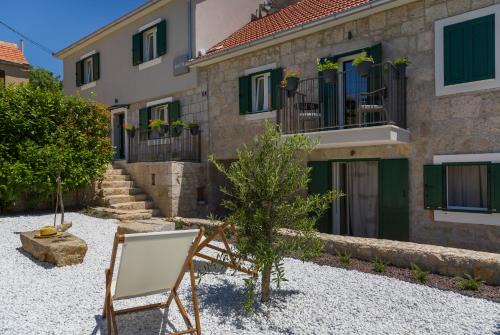 Cista Provo House | Bayne House