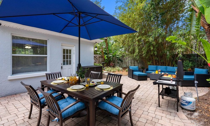 Virginia Park House | Bayshore Bungalow – Steps from Scenic Waterfront