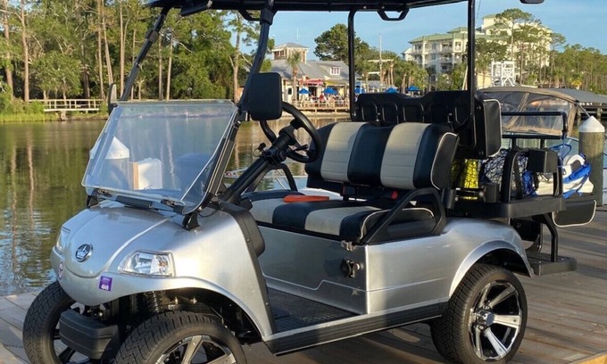 Baytowne Wharf Condo | Baytowne Wharf Luxury Studio in Bahia, With Golf Cart!